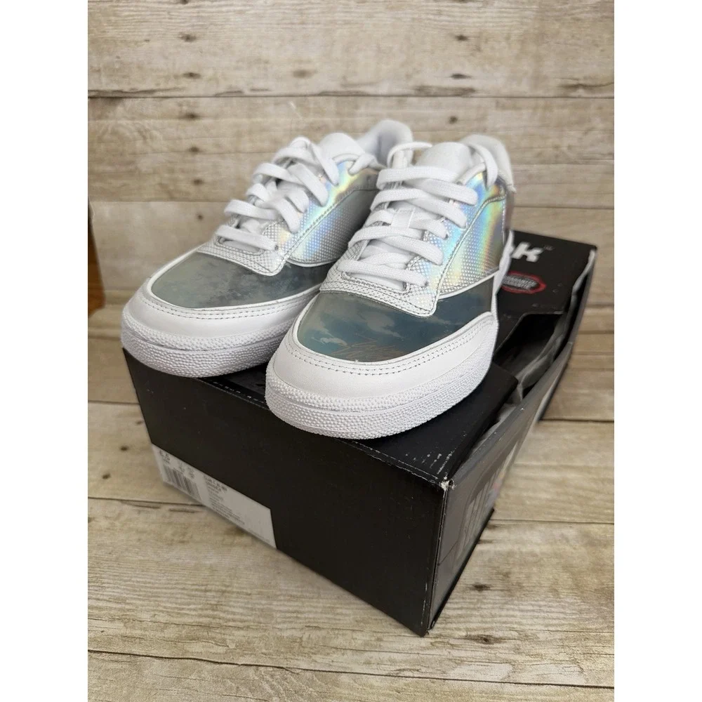Reebok see photos